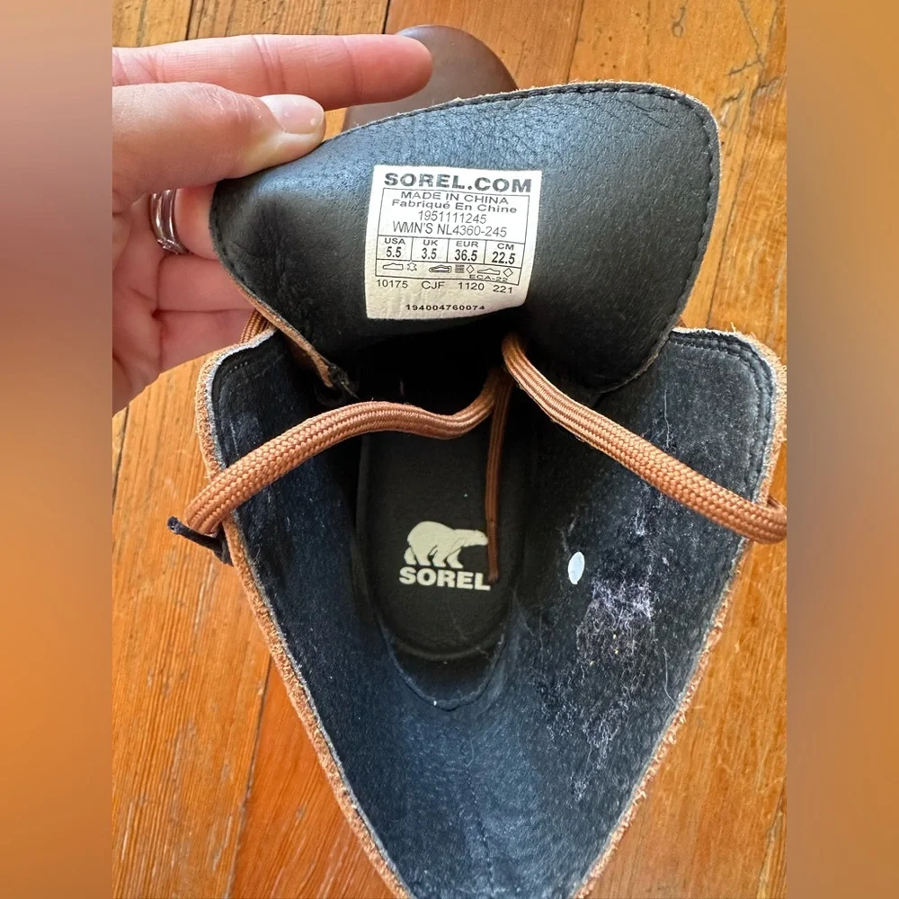 NWT Sorel Joan of arc Tan Leather Wedge Boots - Picture 14 of 16